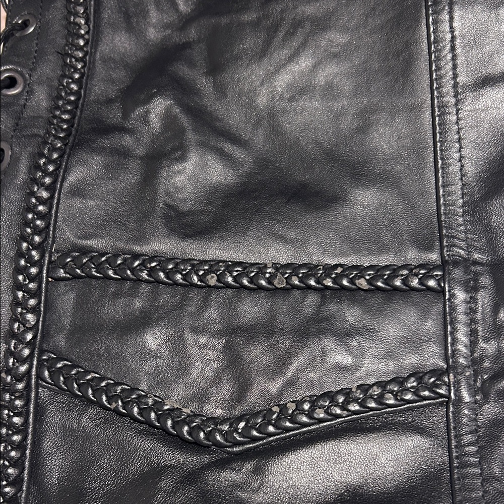 Men's Black Leather Vest - Picture 10 of 11